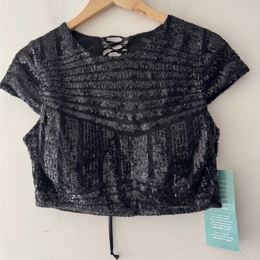 NEW!!‎ Haute Nite Black Sequin Dressy Crop Top